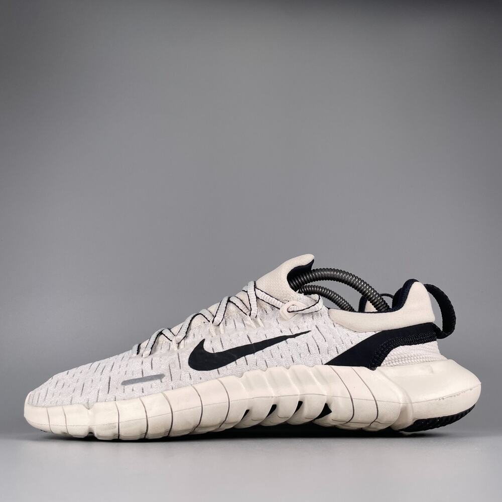 Nike Free Run 5.0 Men's 9.5 Light Bone Black Running Sneakers Athletic Shoes GUC